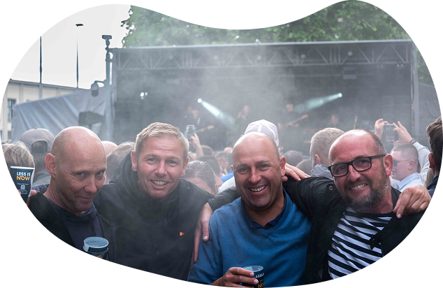 Festivalgangers genieten van Sinksen
